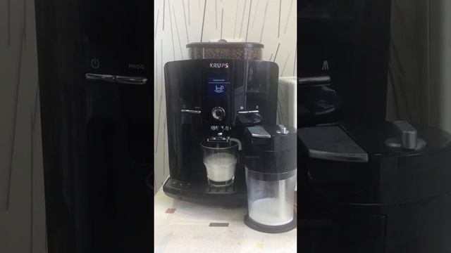 KRUPS EA829 LATT’ESPRESS смотреть онлайн