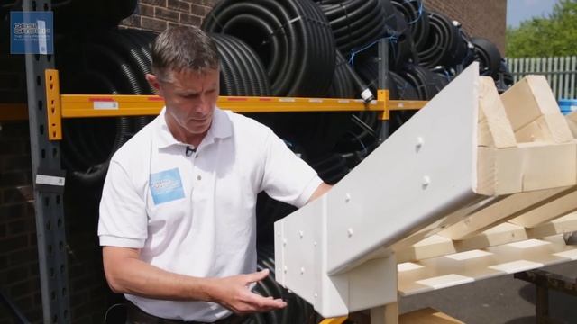 How to Construct the Box End Section of a PVC Fascia Roofline | PVC Cladding Tutorial смотреть онлайн