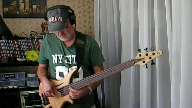 Tune WB5 Piezo Fretless Bass MIK 2014 performed by Victor Levchenko смотреть онлайн