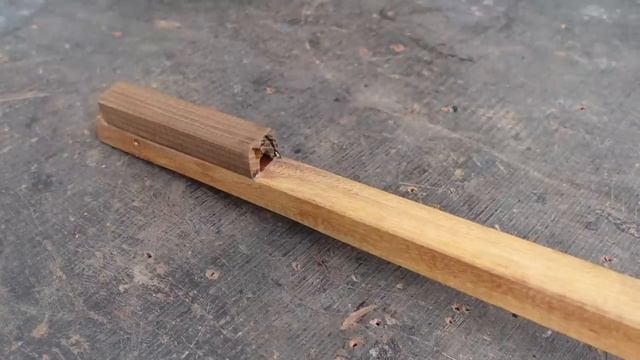 Ugly Handmade Slingshot Уродливая рогатка ручной работы (для подводной охоты своими руками)