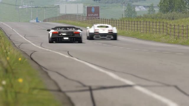 Bugatti Veyron 16.4 Super Sport vs Lamborghini Aventador SVJ 63 at Hihglands смотреть онлайн
