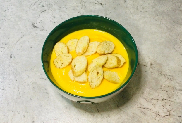 Классический тыквенный суп-пюре со сливками - вкусный и сытный суп, который придется по душе всем