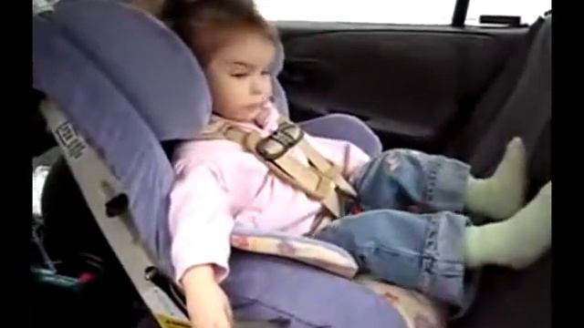 Автокресло установленное против хода движения смотреть онлайн