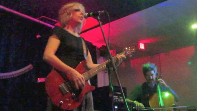 Tanya Donelly "Meteor Shower" смотреть онлайн