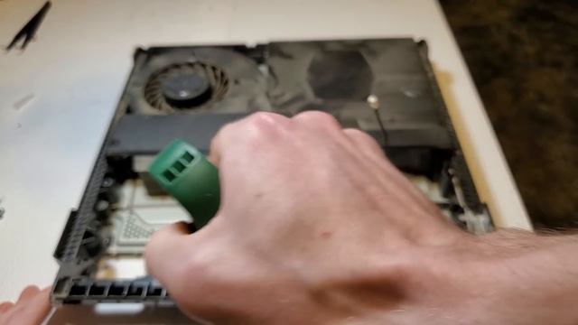 Safely cleaning my PS4 pro смотреть онлайн