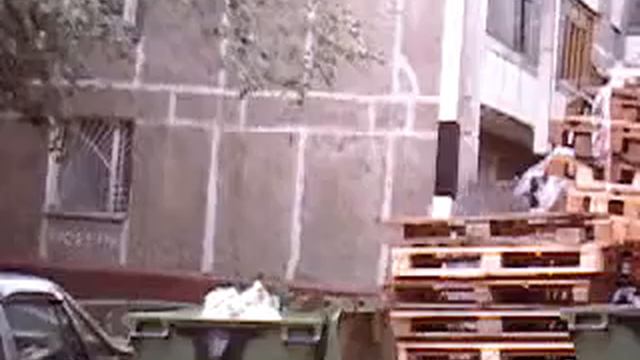 А А лужи вот такой ширины...Пятерочка смотреть онлайн