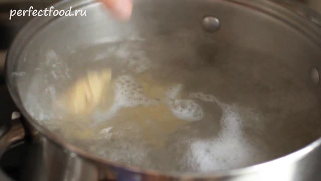 Фетучини с грибами - рецепт. Добрые вегетарианские рецепты смотреть онлайн