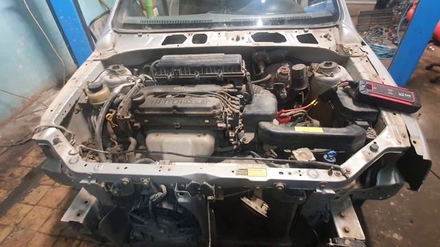в разборе Kia Rio 1 двигатель A5D смотреть онлайн