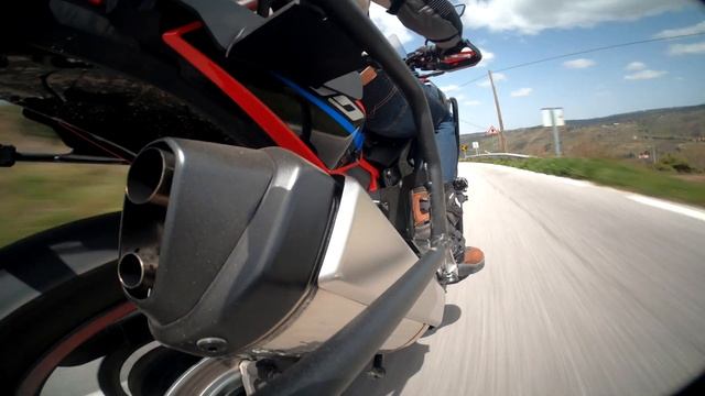 HONDA AFRICA TWIN 2022 | STOCK EXHAUST SOUND ?? смотреть онлайн