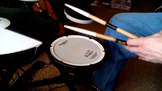 как играть соло на малом барабане обучение смотреть онлайн