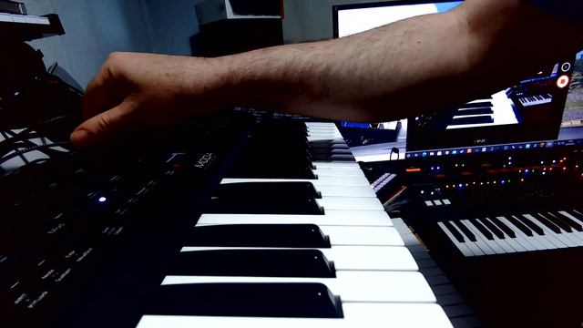 Sunday Seq 'A walk in the Park' Modal Electronics Argon8 and Roland MC-101 смотреть онлайн