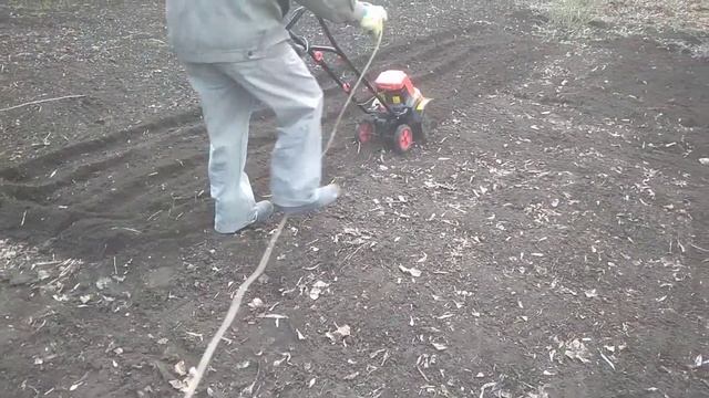 как правильно тянуть электрокультиватор