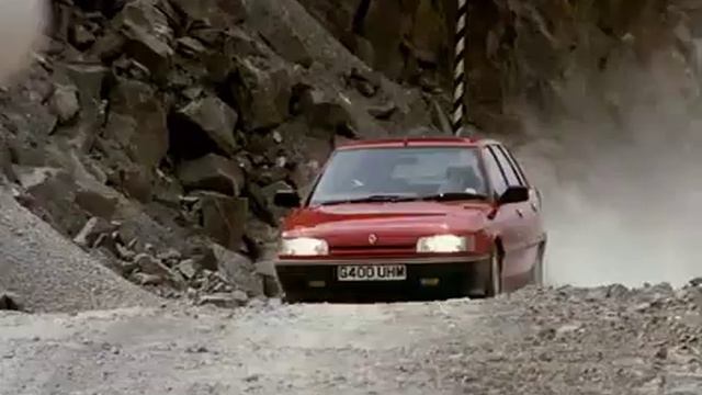 Pub Renault 21 "Le prisonnier" смотреть онлайн