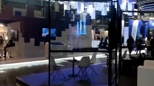 Нас приятно удивили. Голографические вентиляторы в аренду смотреть онлайн