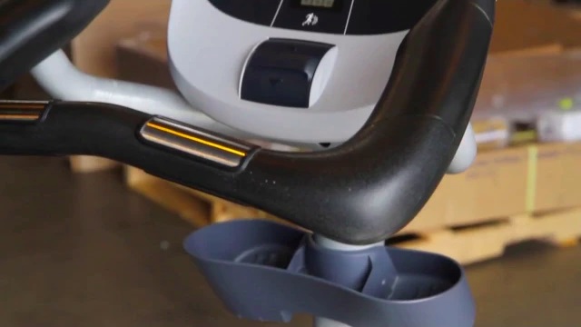 PRECOR UBK 815 Upright Bike смотреть онлайн