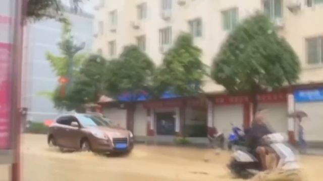 10 самых мощных прорывов воды смотреть онлайн