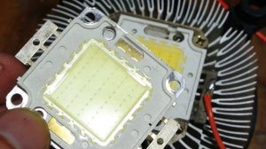 Почему греются светодиоды? Повышаем КПД LED светильника.