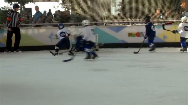 Хоккеисты "Сибири" на презентации " Sibir kids" в ТЦ "Мега". смотреть онлайн