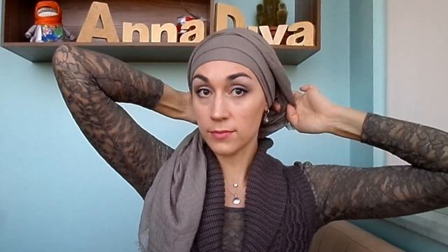 Вдохновение от Лары Назиры - "хвостатый" головной убор из палантина. смотреть онлайн