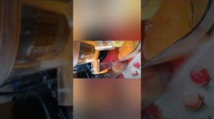 Томатный сок из помидоры Бычье сердце персик