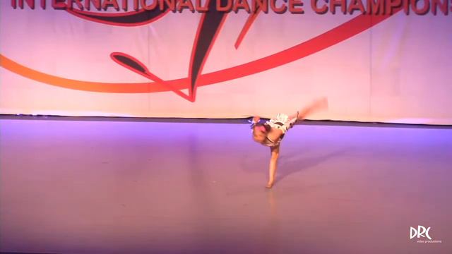 POWER HOUSE SOLOISTS Mini Soloist Boyfriend Charlotte Cyrenne The Dance Factory смотреть онлайн