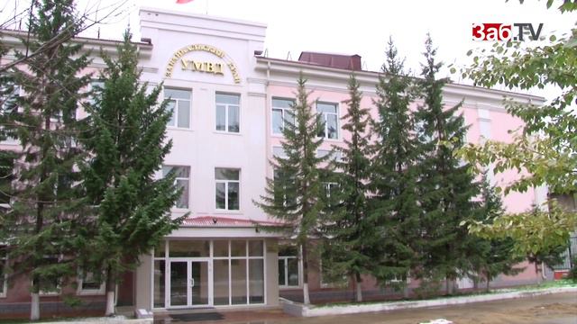 Мужчина, угрожавший ребенку пистолетом, до сих пор не задержан смотреть онлайн