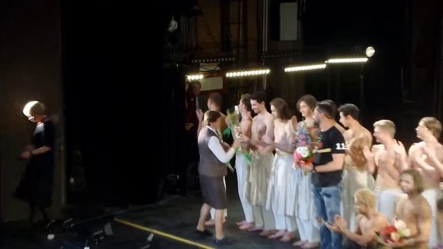 "Федра" в День Рождения Мастера (поклоны) [Театр им. Моссовета, 28.10.2015] смотреть онлайн