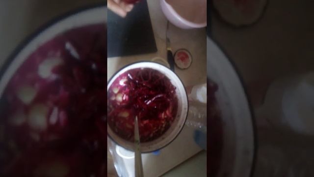 РЕЦЕПТ ХОЛОДНОГО БОРЩА В ДОМАШНИХ УСЛОВИЯХ ЧАСТЬ 2 смотреть онлайн