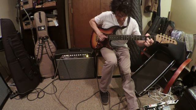 Quilter Aviator Gold HD and Tec 21 Trademark 60 12" guitar amp смотреть онлайн