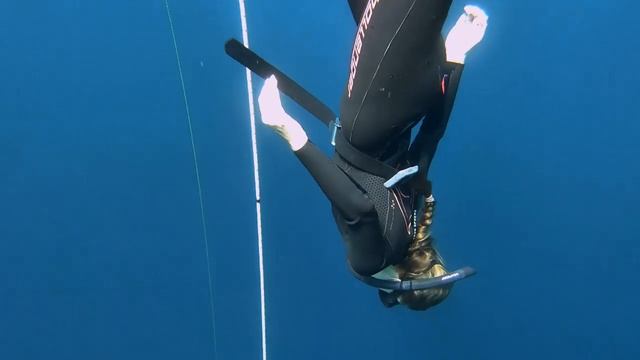 Нуса Пенида(Бали) и национальный парк Комодо(Флорес). Фридайвинг в Индонезии выпуск 2 смотреть онлайн