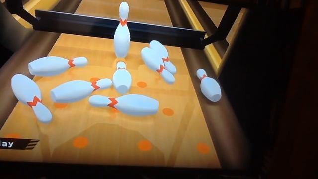 Wii Sports Bowling: Pin Action Strike #2 смотреть онлайн