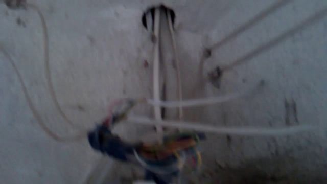 Домофонная система КС-Домофон.Устранение обрезанных проводов.4 часть смотреть онлайн