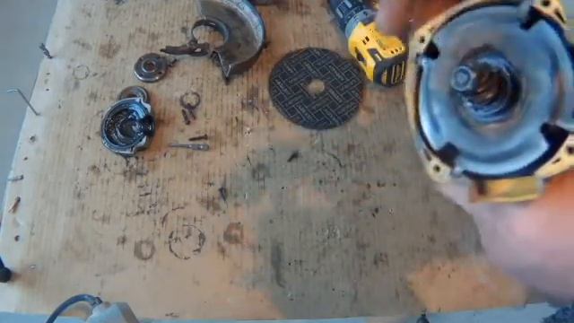 ОБЗОР DeWALT что внутри  ЧЕСТНЫЙ РАЗБОР.