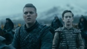 СЕРИАЛ ВИКИНГИ - БЬЁРН УМИРАЕТ НА ПОЛЕ БОЯ !