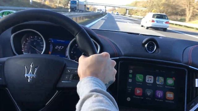 Maserati Ghibli on Top Speed смотреть онлайн
