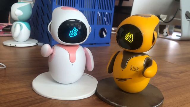 Eilik Pink and DQ смотреть онлайн