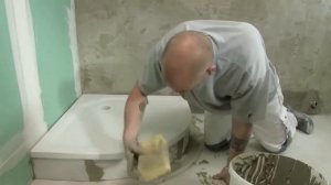 Установка душевой кабины в ванной комнате