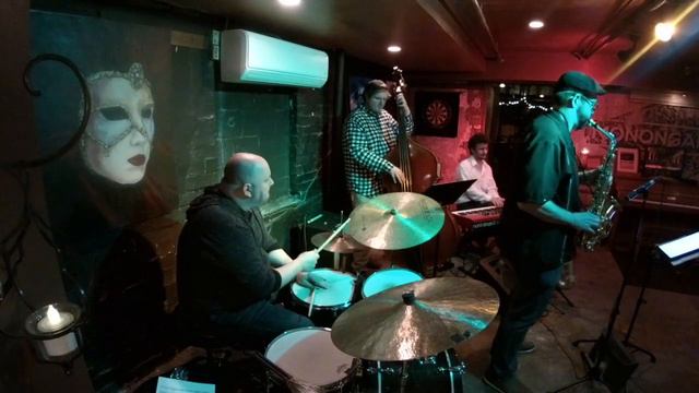 East 110th смотреть онлайн