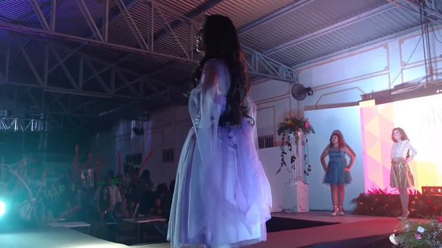 Pasarela Erika Elizabeth Yarely смотреть онлайн