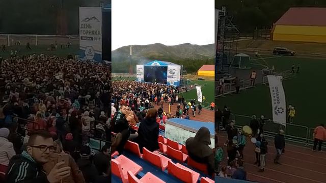 Шатунов в Кировске 26 08 2017 ч3 смотреть онлайн