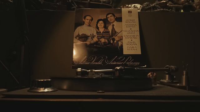 LEONID KOGAN / PAVEL KOGAN / A. VIVALDI—Concerto For Violin And Orchesfra /