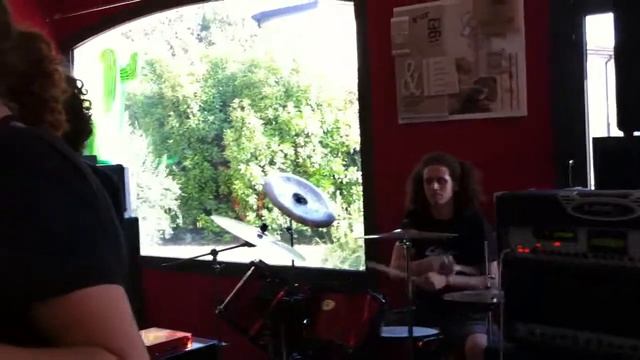 Safe Crash - Seek And Destroy (Metallica Cover) смотреть онлайн