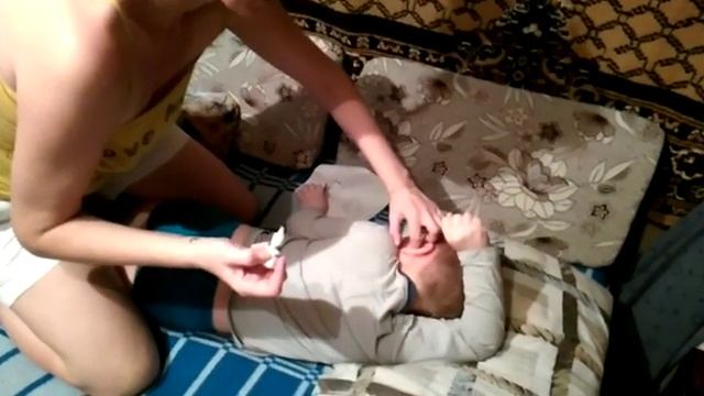 Закапываем ушки. смотреть онлайн