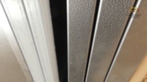 Снова лифт остановился из-за свинства