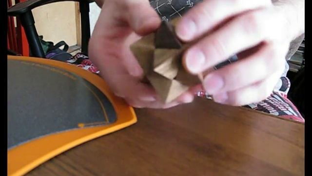 Решение головоломки "Деревянная звезда" - Solve a Wooden Star Puzzle смотреть онлайн