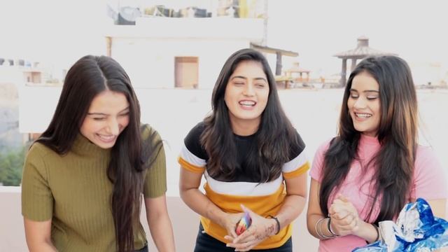 Choose Your Gift Challenge with @DingDongGirls | Fun Challenge смотреть онлайн