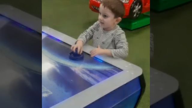 с днем рождения Эмин Али .