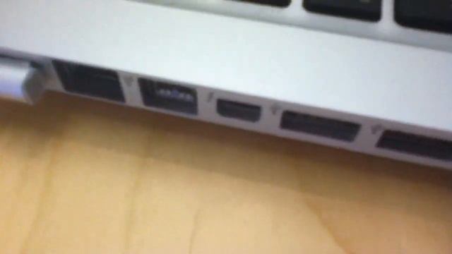 Apple MacBook Pro 2011 13 (Aluminum) Review смотреть онлайн