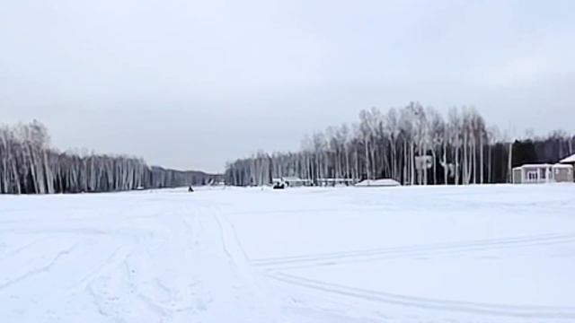 Зимний турнир на квадроциклах и снегоходах на Sunset Beach Moscow: соревнование с призами смотреть онлайн