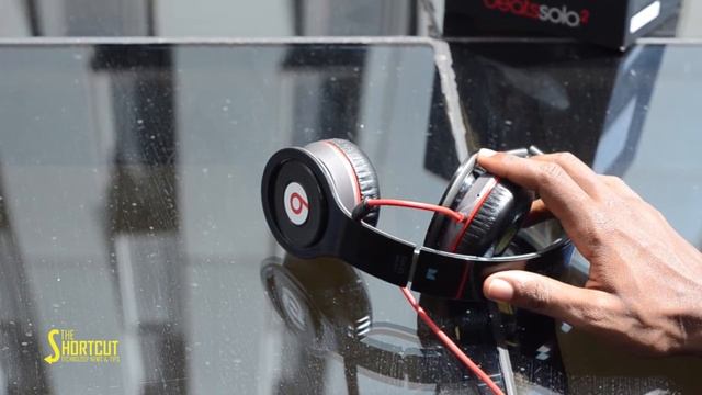 The Shortcut E03 Beats by dre Review смотреть онлайн